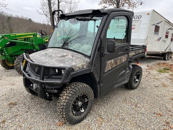 Image of John Deere XUV 835R Primary image