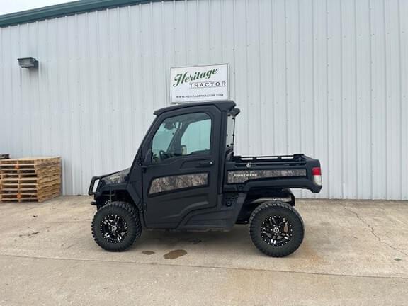 Image of John Deere XUV 835R equipment image 2