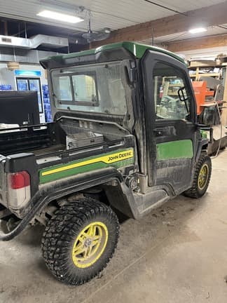 Image of John Deere XUV 835R equipment image 2