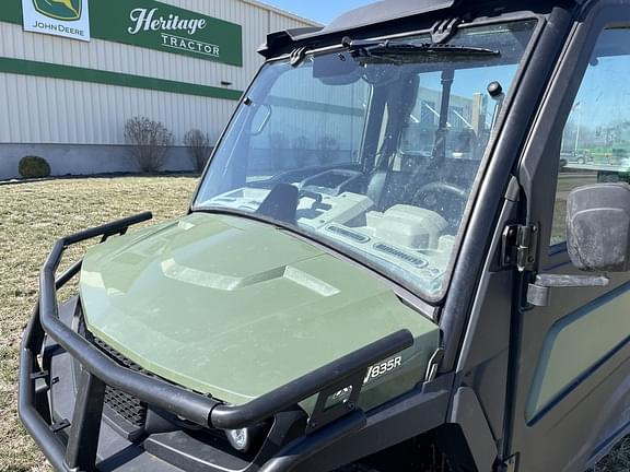 Image of John Deere XUV 835R equipment image 2