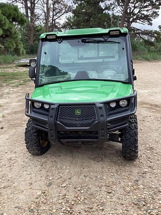 Image of John Deere XUV 835R equipment image 1