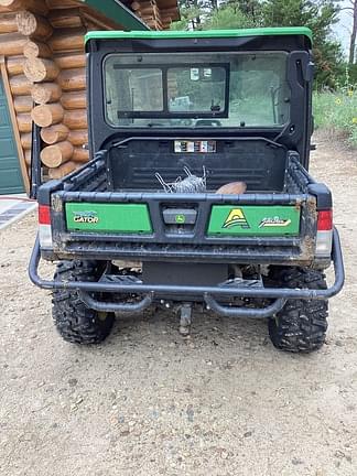 Image of John Deere XUV 835R equipment image 4