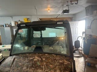 Image of John Deere XUV 835R equipment image 4