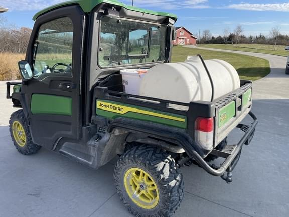 Image of John Deere XUV 835R equipment image 4