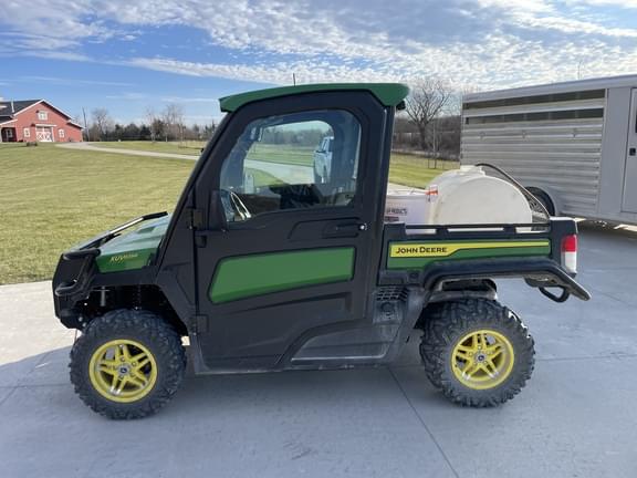 Image of John Deere XUV 835R equipment image 3