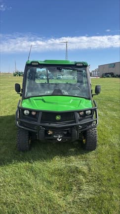Image of John Deere XUV 835R equipment image 4