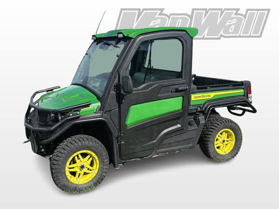 2024 John Deere XUV 835R Equipment Image0