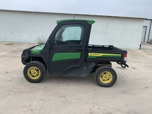 2024 John Deere XUV 835R Image