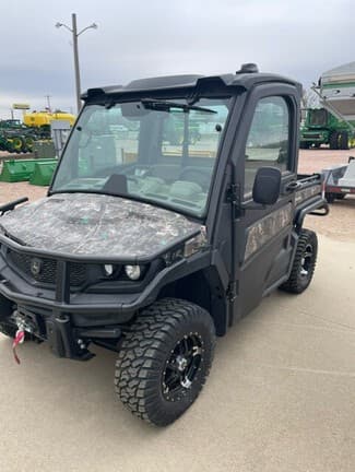 Main image John Deere XUV 835R