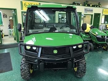 2024 John Deere XUV 835R Equipment Image0