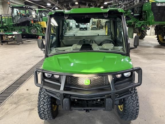 Image of John Deere XUV 835R equipment image 1