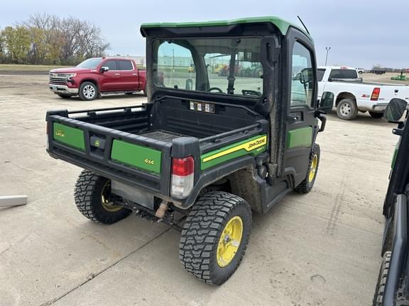 Image of John Deere XUV 835R equipment image 2