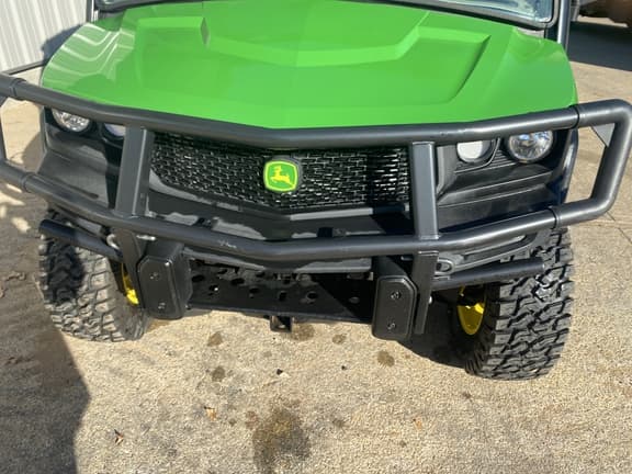 Image of John Deere XUV 835R equipment image 4
