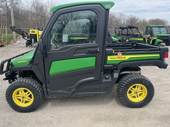 2024 John Deere XUV 835R Equipment Image0