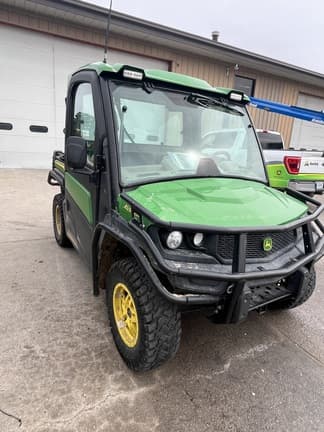 Image of John Deere XUV 835R equipment image 1