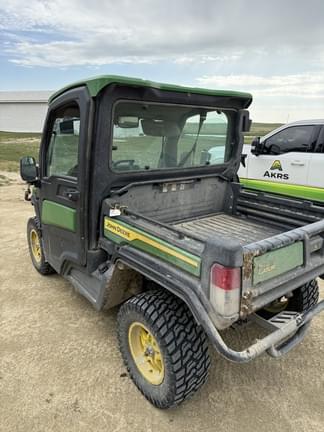 Image of John Deere XUV 835R equipment image 1