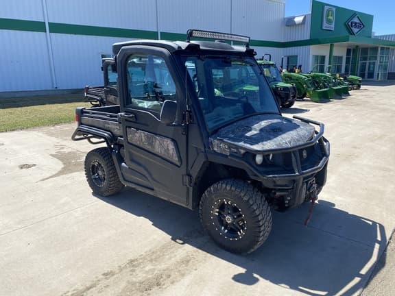 Image of John Deere XUV 835R equipment image 2