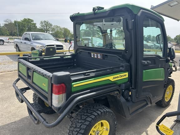 Image of John Deere XUV 835R equipment image 3