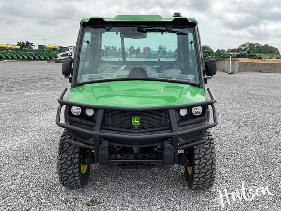 Image of John Deere XUV 835R equipment image 2