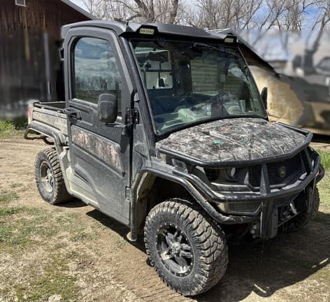 Image of John Deere XUV 835R Primary image