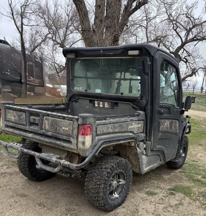 Image of John Deere XUV 835R equipment image 4