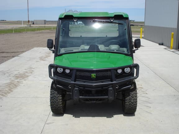Image of John Deere XUV 835R equipment image 2