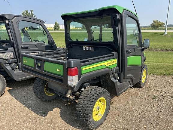 Image of John Deere XUV 835R equipment image 4