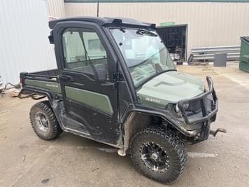 Main image John Deere XUV 835R