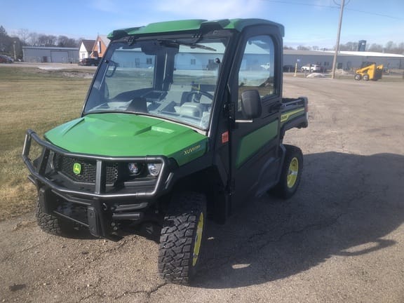 2024 John Deere XUV 835R Equipment Image0