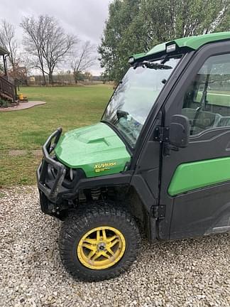 Image of John Deere XUV 835R equipment image 3