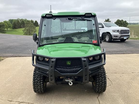Image of John Deere XUV 835R equipment image 1
