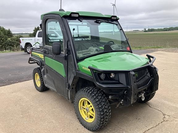 Image of John Deere XUV 835R equipment image 3