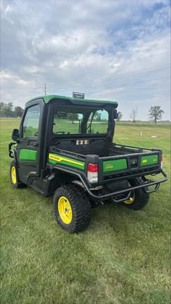Image of John Deere XUV 835R equipment image 3