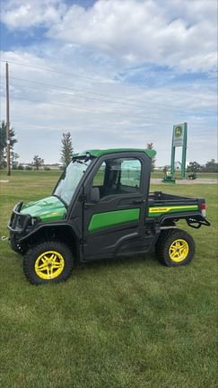 Main image John Deere XUV 835R
