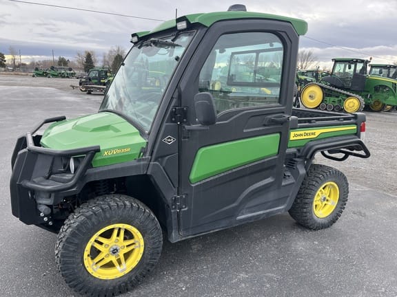 2024 John Deere XUV 835R Equipment Image0