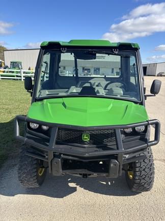 Image of John Deere XUV 835R equipment image 2