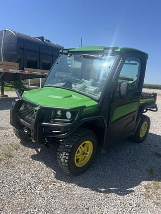 Image of John Deere XUV 835R equipment image 2