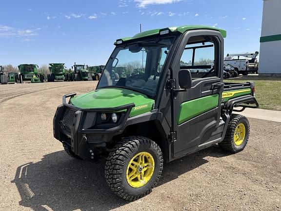 Image of John Deere XUV 835R Primary image