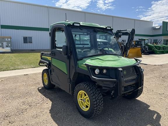 Image of John Deere XUV 835R equipment image 3