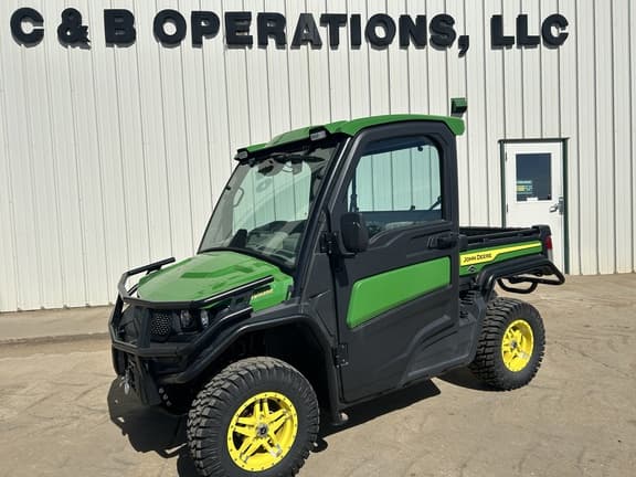 Image of John Deere XUV 835R Primary image