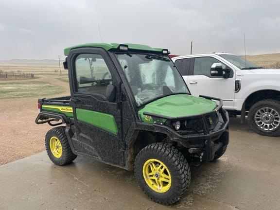 Image of John Deere XUV 835R equipment image 4