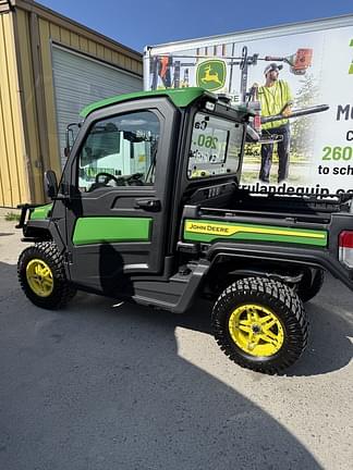 Image of John Deere XUV 835R equipment image 1