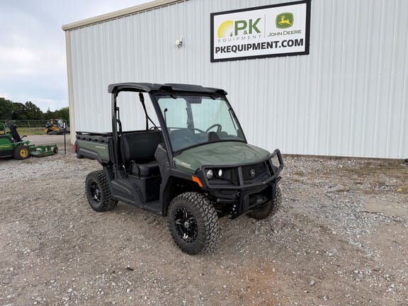 2024 John Deere XUV 845M Equipment Image0