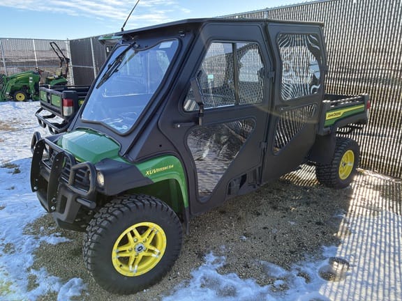 2024 John Deere Gator XUV 855M S4 Equipment Image0