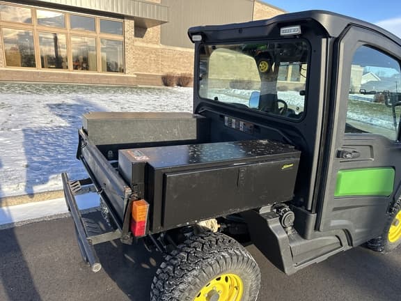 Image of John Deere XUV 865M equipment image 4