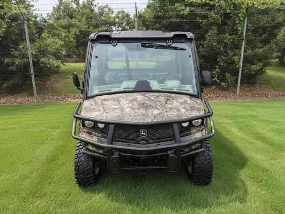 Image of John Deere XUV 865R equipment image 3