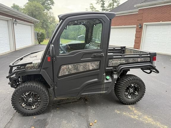 Image of John Deere XUV 865R Primary image