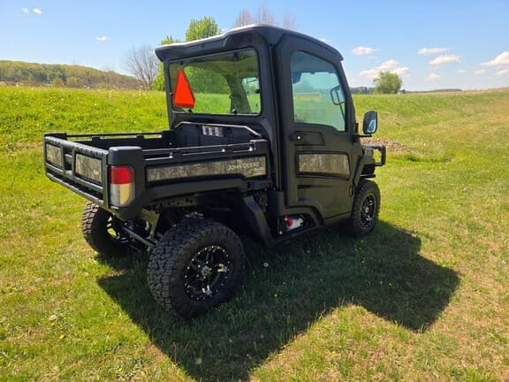 Image of John Deere XUV 865R equipment image 4