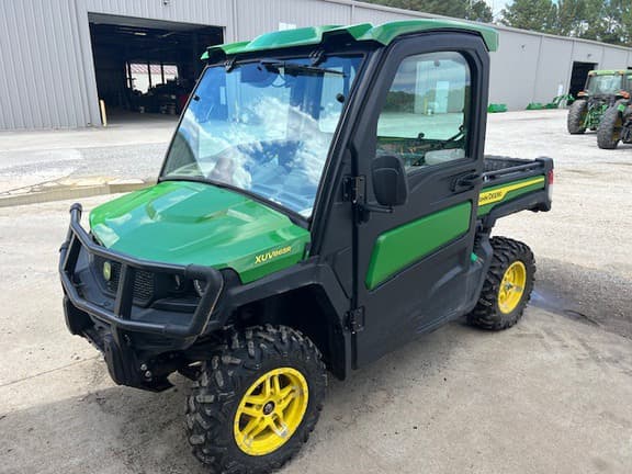 Image of John Deere XUV 865R equipment image 1