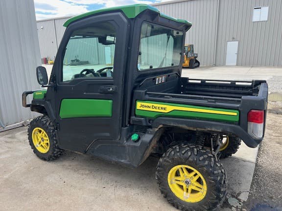 Image of John Deere XUV 865R equipment image 2